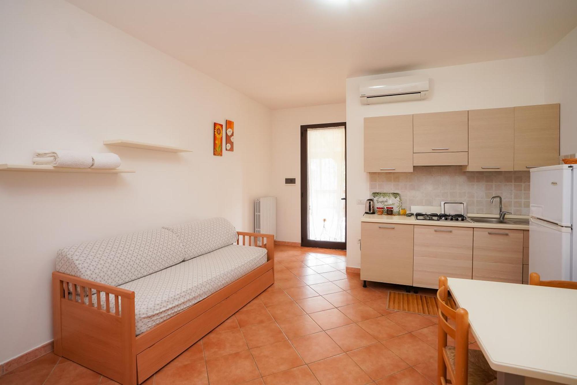 Casa Vacanza Russo Fernando Alimini Exterior foto